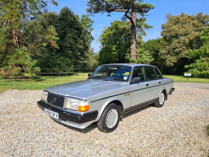 Volvo 240GL