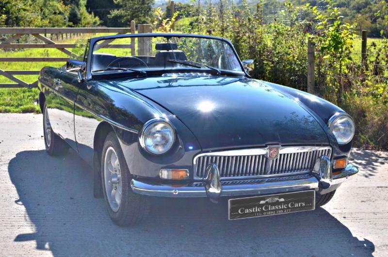 MGB Roadster with hardtop