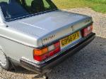 Volvo 240GL