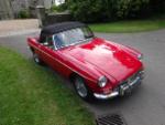 RED MGB Roadster - pull handle